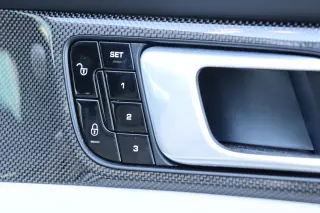 2018 Porsche Panamera 4