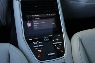2018 Porsche Panamera 4