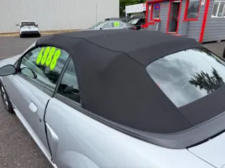 2000 Ford Mustang