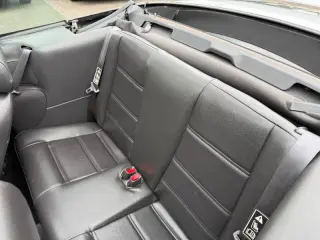 2000 Ford Mustang