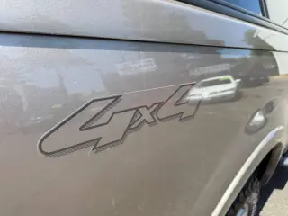 2004 Ford F-150 Lariat
