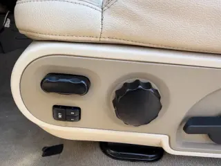2004 Ford F-150 Lariat