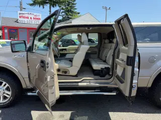 2004 Ford F-150 Lariat