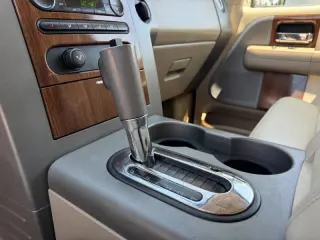2004 Ford F-150 Lariat