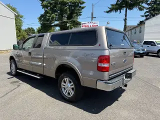 2004 Ford F-150 Lariat