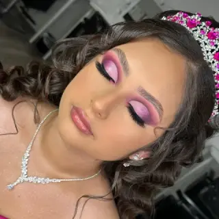 Pro Hair & Makeup