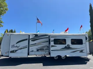 2008 Forest River CARDINAL LIMITED EDITON  31