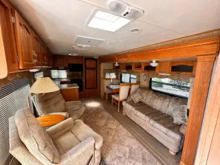 2008 Forest River CARDINAL LIMITED EDITON  31