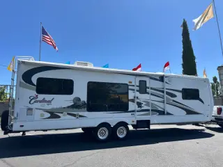 2008 Forest River CARDINAL LIMITED EDITON  31