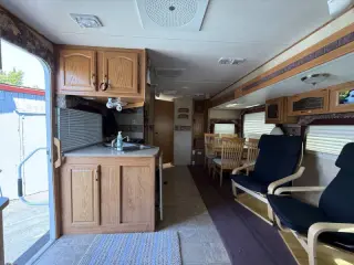 2005 Forest River Sierra