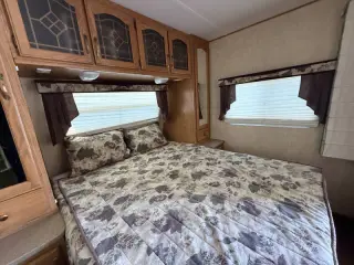 2005 Forest River Sierra