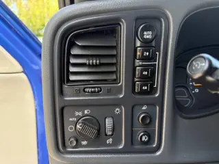2004 GMC Sierra 1500 SLE
