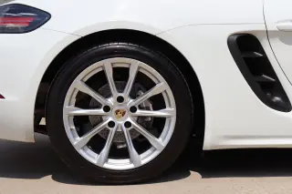 2019 Porsche 718 Cayman 