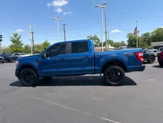 Ford F-150 2022 4x4 XL 4dr SuperCrew 6.5 ft. SB
