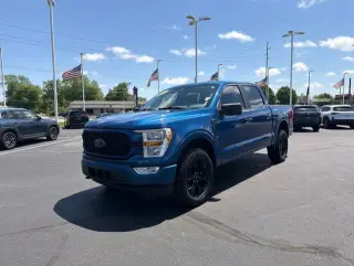 Ford F-150 2022 4x4 XL 4dr SuperCrew 6.5 ft. SB