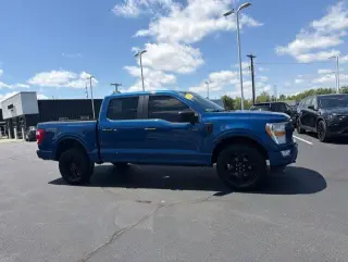 Ford F-150 2022 4x4 XL 4dr SuperCrew 6.5 ft. SB