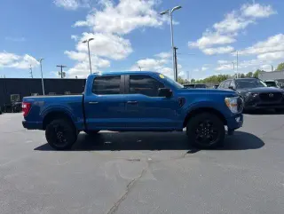 Ford F-150 2022 4x4 XL 4dr SuperCrew 6.5 ft. SB