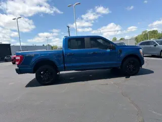 Ford F-150 2022 4x4 XL 4dr SuperCrew 6.5 ft. SB