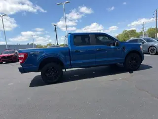 Ford F-150 2022 4x4 XL 4dr SuperCrew 6.5 ft. SB