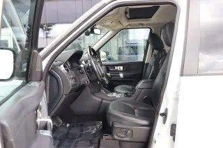 2016 Land Rover LR4 HSE LUX Landmark Edition