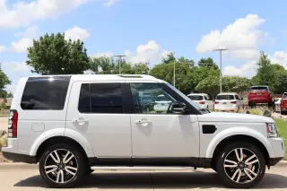 2016 Land Rover LR4 HSE LUX Landmark Edition