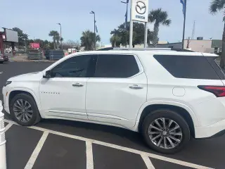 Chevrolet Traverse 2023 Premier SUV 4 puertas