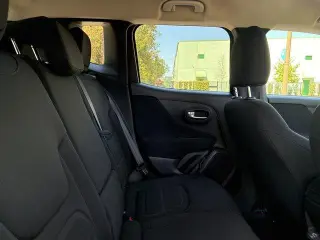 Jeep Renegade 2021 4x4 Latitude 4dr SUV