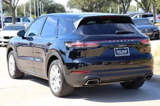 2021 Porsche Cayenne 
