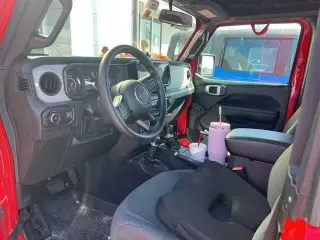Jeep Wrangler 2024 4x4 Sport 2dr SUV