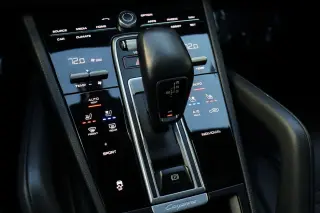 2020 Porsche Cayenne 