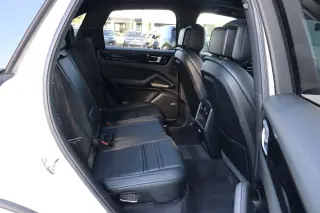 2020 Porsche Cayenne 