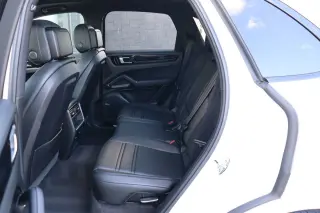 2020 Porsche Cayenne 