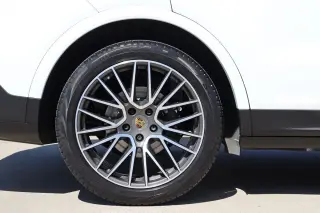2020 Porsche Cayenne 