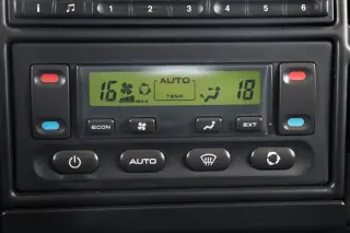 2004 Land Rover Discovery SE