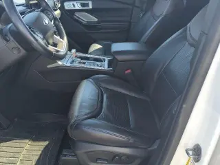 Ford Explorer 2022 AWD Platinum 4dr SUV
