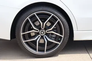 2025 Mercedes-Benz C 300 Sedan