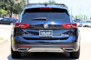 2018 Buick Regal TourX Essence