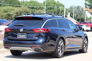 2018 Buick Regal TourX Essence