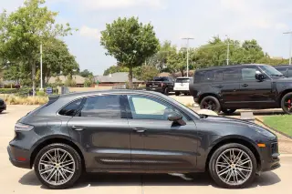 2023 Porsche Macan 