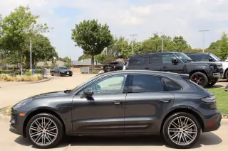 2023 Porsche Macan 
