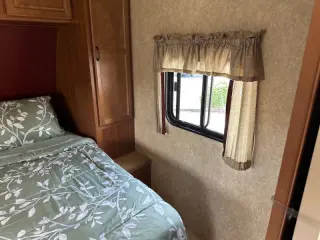 2010 Komfort Trailblazer LE 261