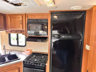 2010 Komfort Trailblazer LE 261