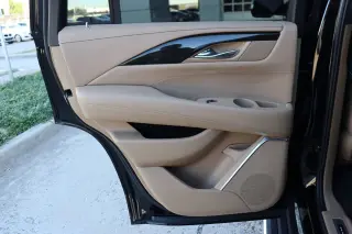 2019 Cadillac Escalade Platinum