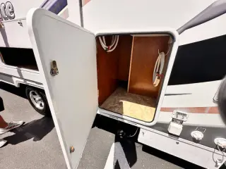2013 Lance 1985 model  23 ft