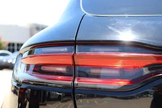 2020 Porsche Macan 