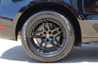 2020 Porsche Macan 