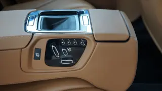 2016 Jaguar XJ XJL Portfolio