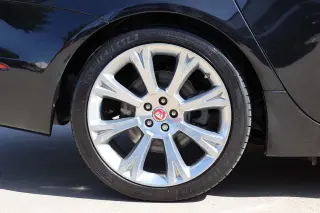 2016 Jaguar XJ XJL Portfolio
