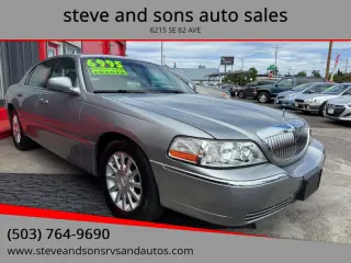 2006 Lincoln Town Car Signature