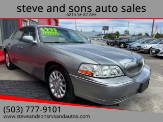 2006 Lincoln Town Car Signature